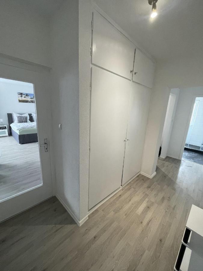 Perfekte 1,5 Wohnung Zentral In Leonberg Gegenueber Einkaufzentrum Bagian luar foto